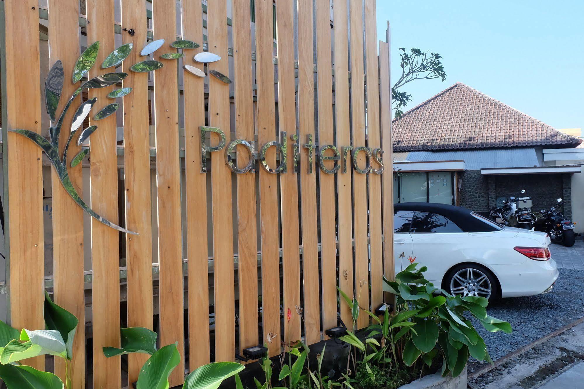 Paditeras Boutique Hotel Seminyak Bagian luar foto